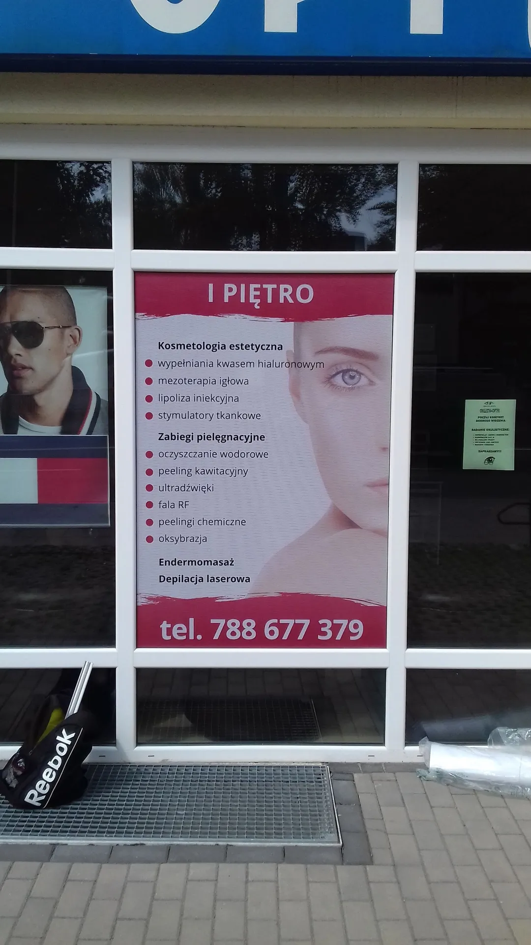 Oklejenie witryny dla Magia Urody