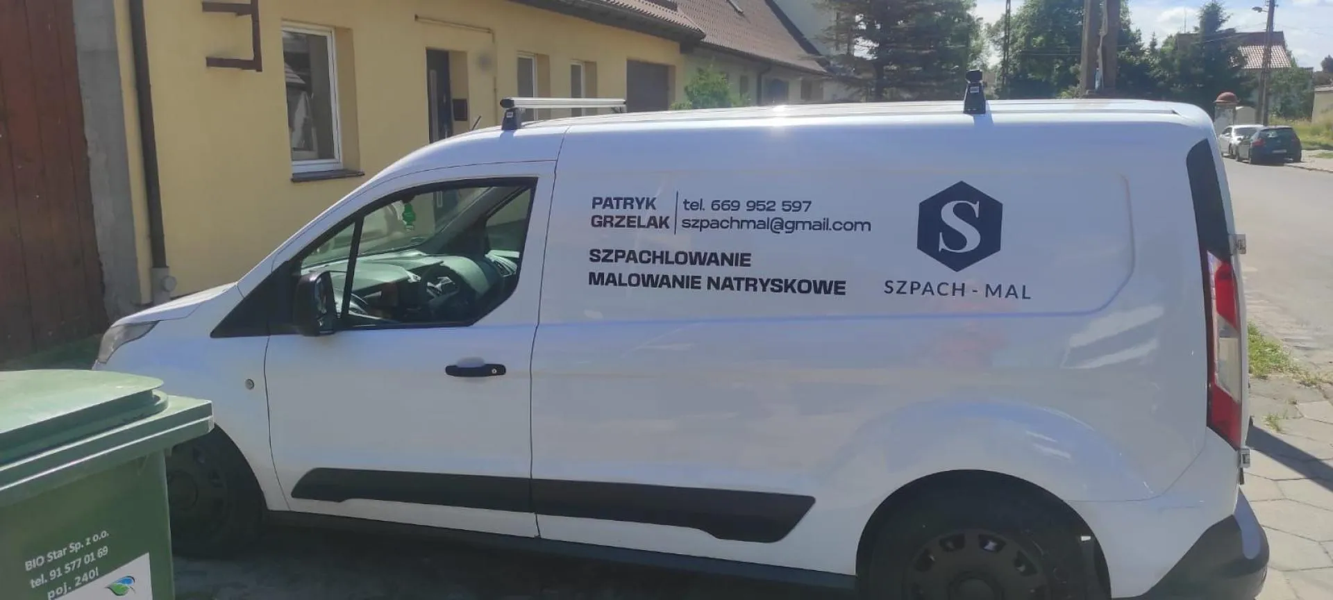 Oklejenie pojazdu dla firmy Szpach-Mal