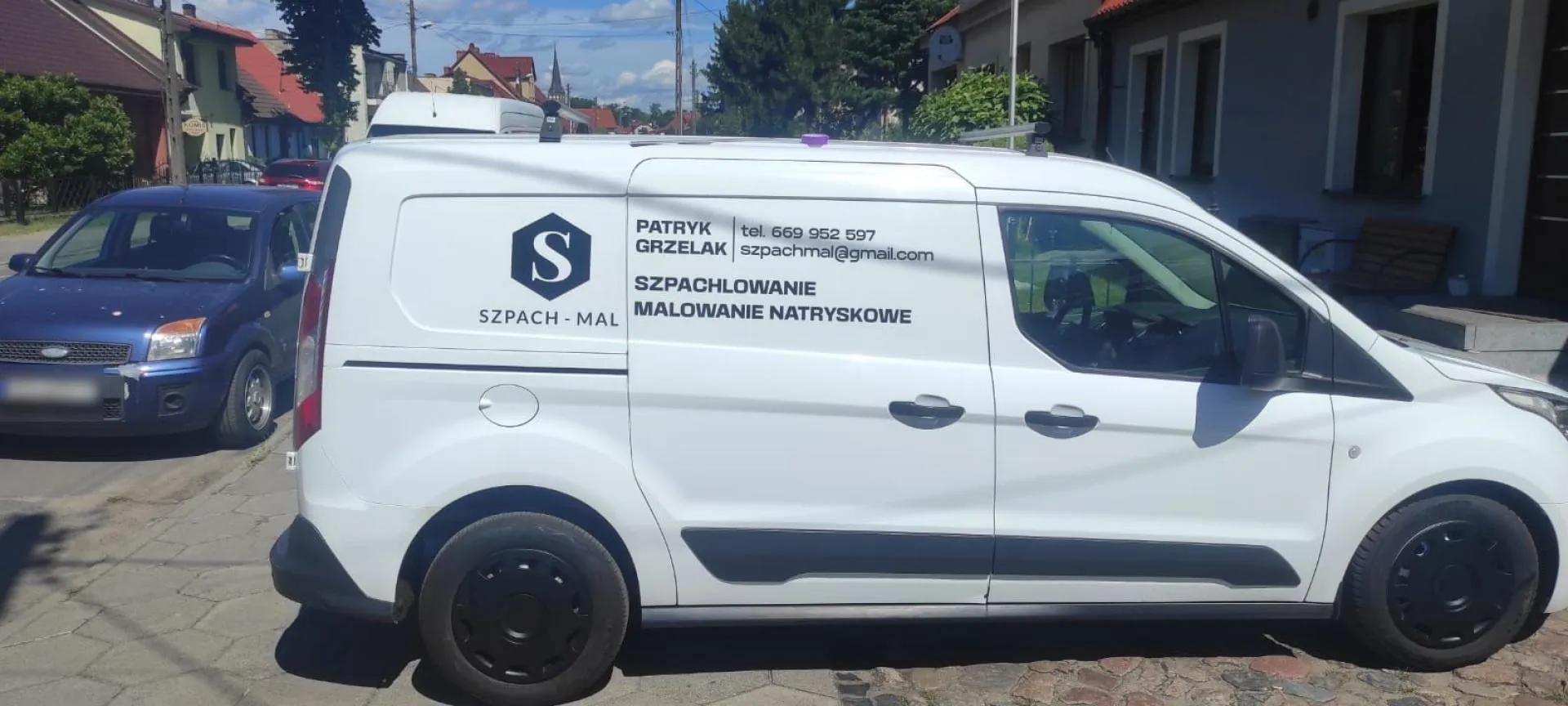 Oklejenie pojazdu dla firmy Szpach-Mal